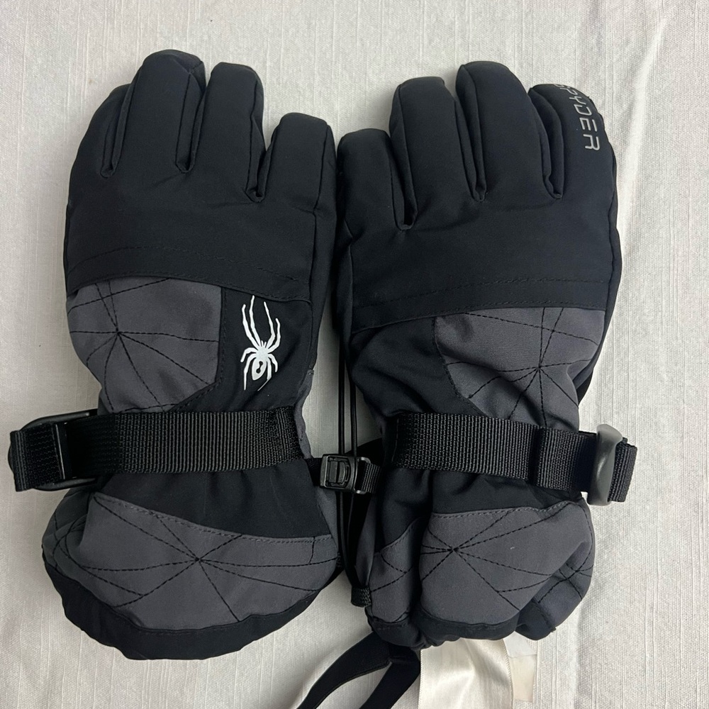 Spyder Kid’s XL Black and Gray Ski Gloves